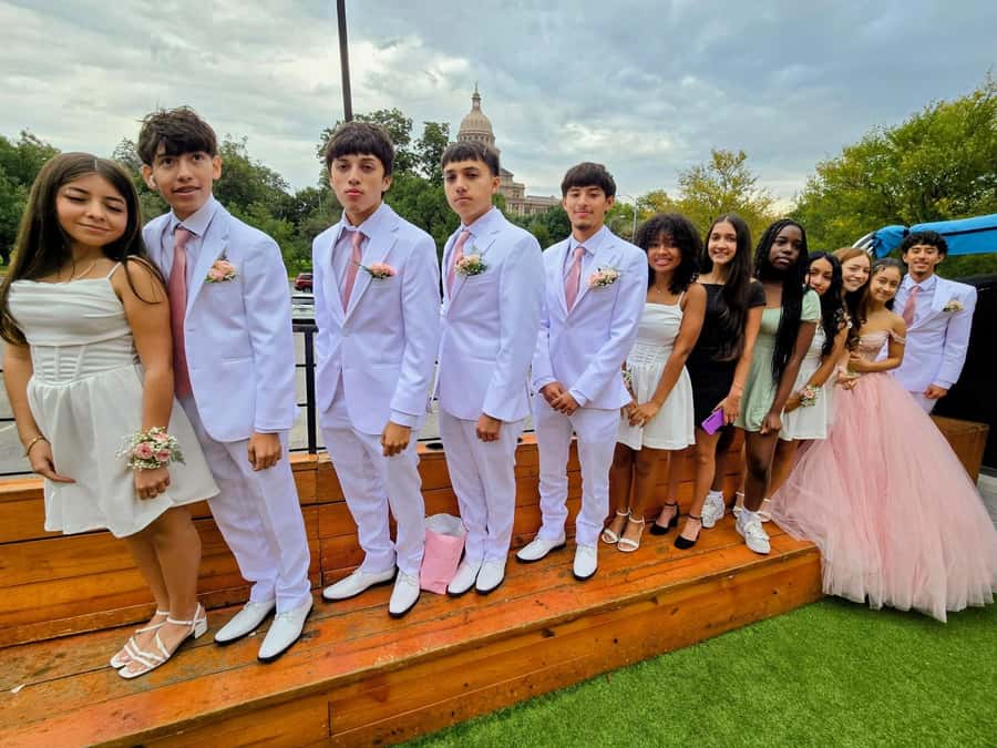 Los Angeles: Party Bus Rental with Chauffeur - The Fleet of Luxury Buses for Every Group Size