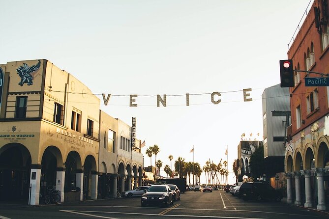Los Angeles Private, Guided, Full-Day Sightseeing Tour - Venice Beach Boardwalk: Skate, Art, and Vendors