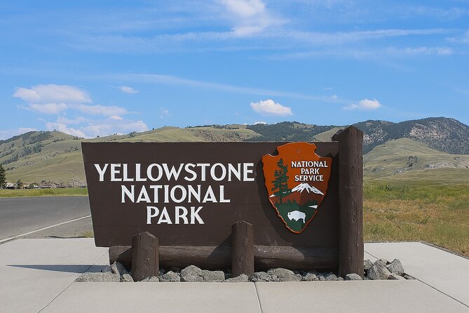 Los Angeles to Las Vegas Yellowstone National Park 7 Day Tour - Yellowstone and Grand Teton: Geothermal Wonders and Mountain Vistas