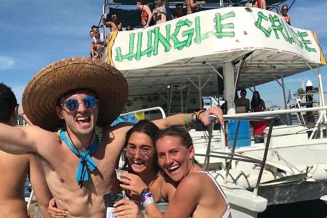 Los Cabos Catamaran: Iconic Sunset Cruise with Drinks & DJ - Departing from Luxury Avenue Los Cabos