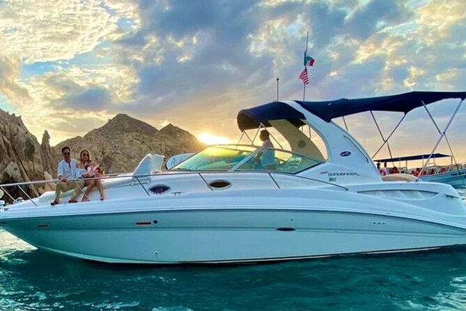 Los Cabos Private Yacht Whale Watching Tour, Snorkel and Drinks - Prime Whale Watching During Mating Season
