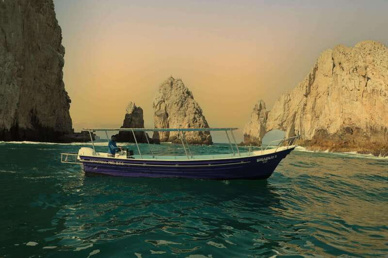 Los Cabos: Sunset Boat Tour to the Arch and Sea Lions - Starting Point at Cabo Terminal and How to Join