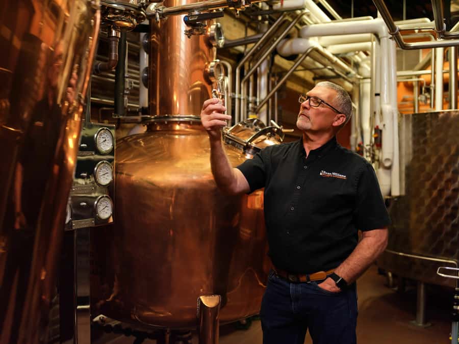 Louisville: Evan Williams Bourbon Experience Tour & Tasting - Starting at Louisville’s Historic Whiskey Row