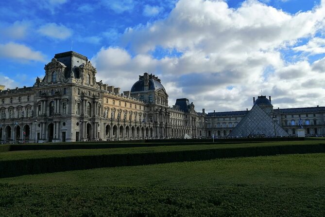 Louvre Highlights Tour for Kids with Skip-the-Ticket-Line - Meet Your Guide Outside the Louvre for a Smooth Start