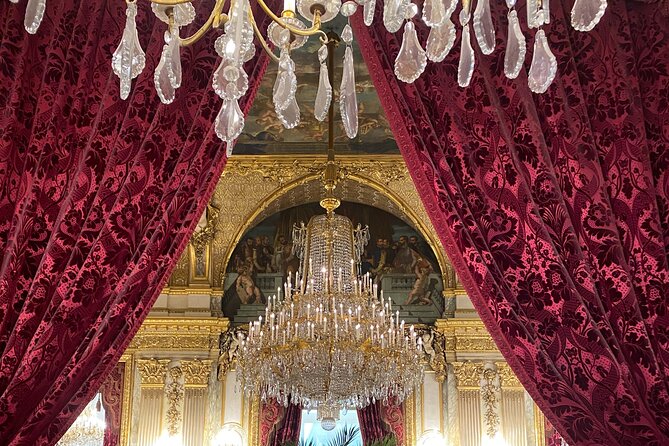 Louvre masterpieces in 2 hours - The Guide: Expertise and Personalities