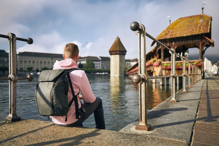 Lucerne: Express Walk with a Local in 60 minutes - Visiting the Chapel Bridge: Lucerne’s Most Famous Landmark