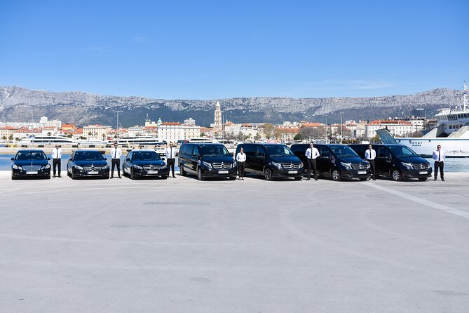 Luxury private transfer: Split Town to Split airport - Meet Your Driver at Your Accommodation in Split