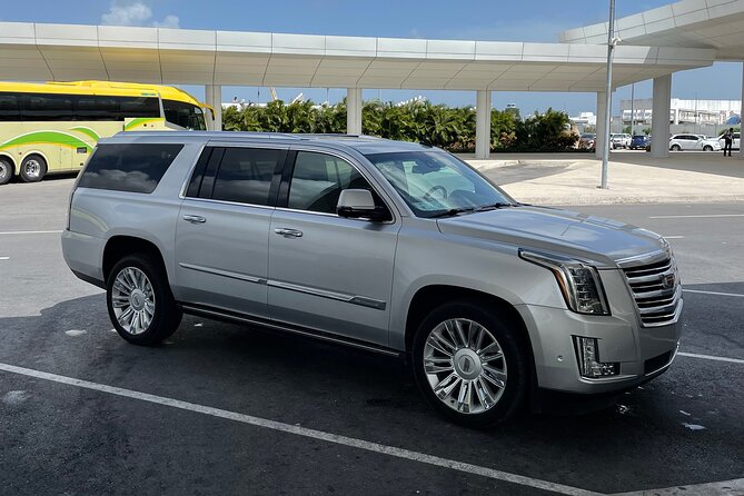 Luxury Private Transportation Cancun Airport to Tulum Hotel Zone - Onboard Amenities Enhance the Transfer Experience