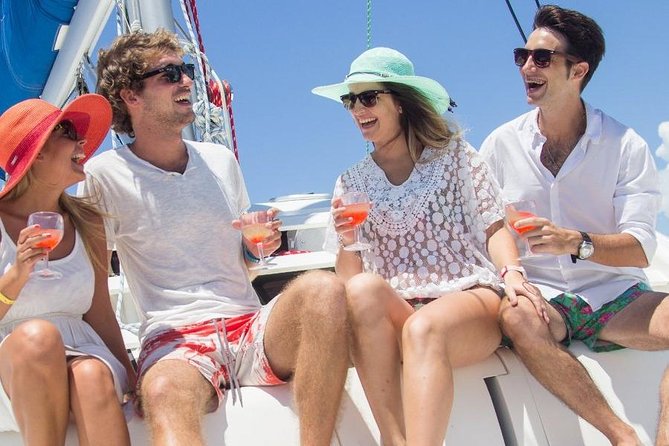 Luxury sailboat in Isla Mujeres - Setting Sail Along Cancun’s Coast and to Isla Mujeres