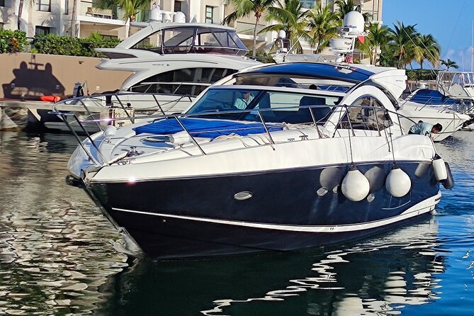 Luxury Sunseeker 50 - 6 hs Cancun - Isla Mujeres (MagicSea-SS) - Departure from Cancun’s Marina Hacienda del Mar