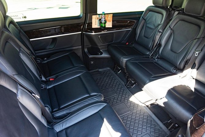 Luxury Warsaw Chopin Airport Transfer by private Minivan car - Flexibility with Flight Delays and Departure Times