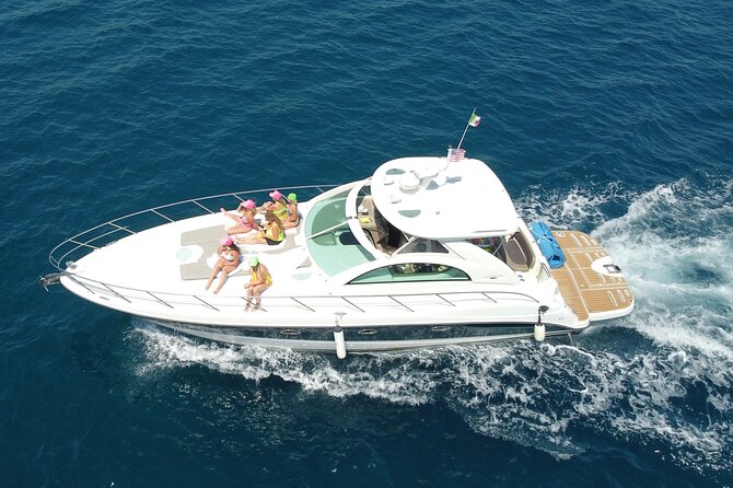 Luxury yacht for private tour EN Cabo San Lucas - Starting Point and Group Size