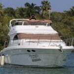 Luxury Yacht in Paradise and snorkel by Isla Mujeres - Customizable Tour Durations for Every Preference