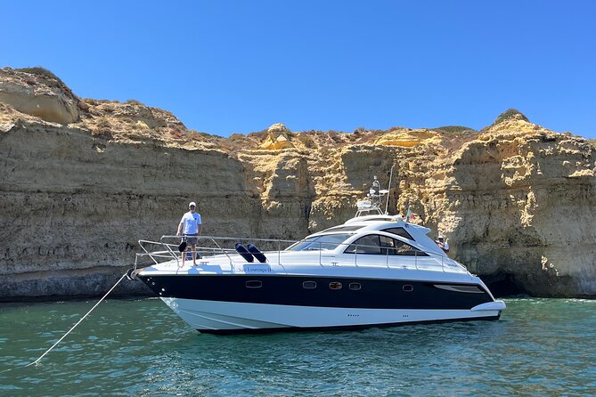 Luxury Yacht Rental with crew - Exploring the Algarve from the Water’s Perspective