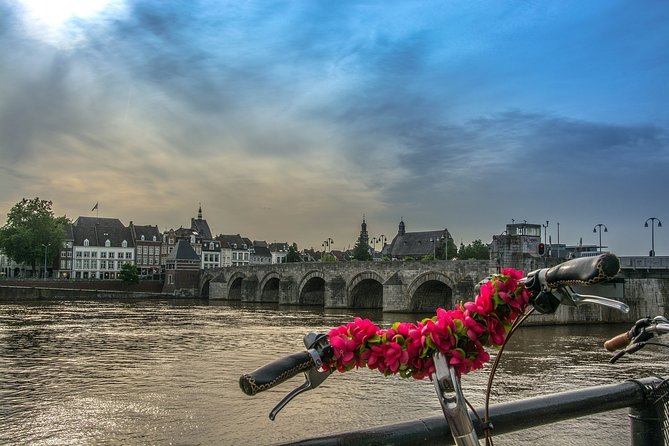Maastricht Private Walking Tour With A Professional Guide - What Makes This Tour Stand Out
