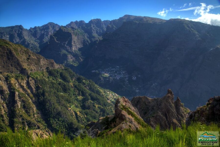 Madeira: Half-Day Nun's Valley and Sea Cliff Tour - Exploring Madeira’s Remote Landscapes