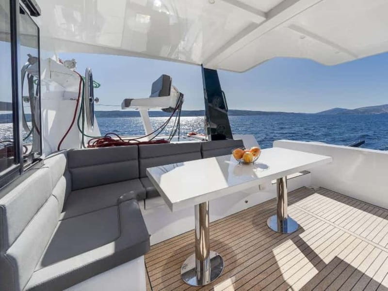 Madeira: Luxury 4-Hour Cruise on a Private Catamaran - Exploring Madeira from the Water: The Cruise Itself