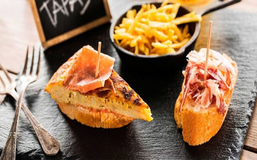 Madrid: Old Madrid Walking Food and Wine Tour - Visiting Madrids Main Landmarks During the Walk