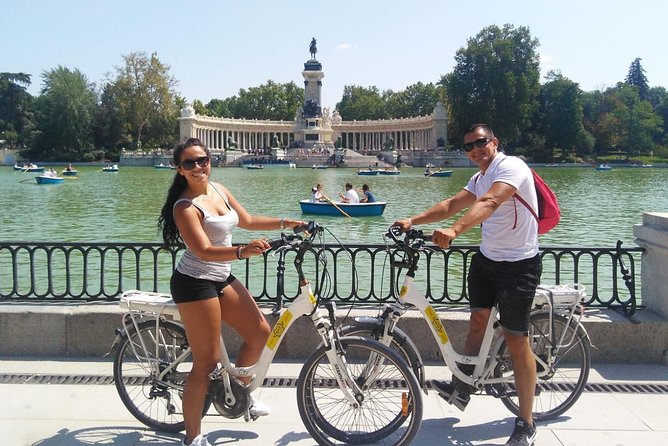 Madrid Retiro Park and Literary Quarter by Bike - Exploring Retiro Park and Its Iconic Attractions