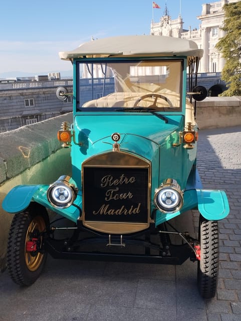 Madrid Retro Tour 120 min, old town, modern Madrid + surprise destination - Madrid’s Old Town and Historic Neighborhoods Come Alive