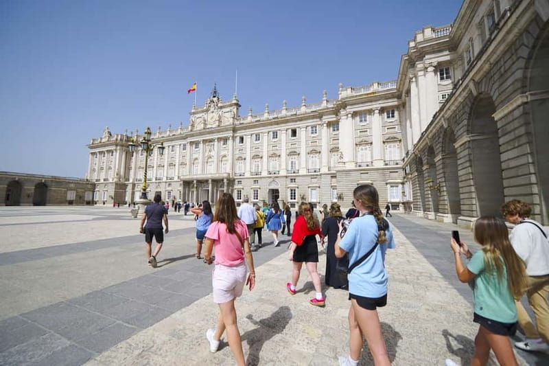 Madrid: Royal Palace Expert Guided Tour with Skip-the-Line - Starting Point Outside the Opera Metro Station