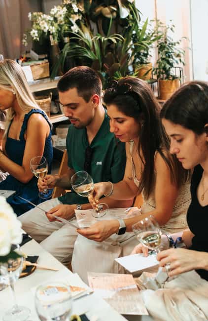 Madrid: Sensory wine tasting + floral arrangement included - A Creative Setting for Wine and Flowers in Madrid