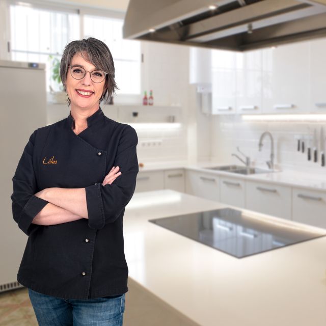 Madrid: Tapas & Paella Cooking Class with Expert Chef - Hands-On Cooking with a Spanish Chef in a Modern Kitchen