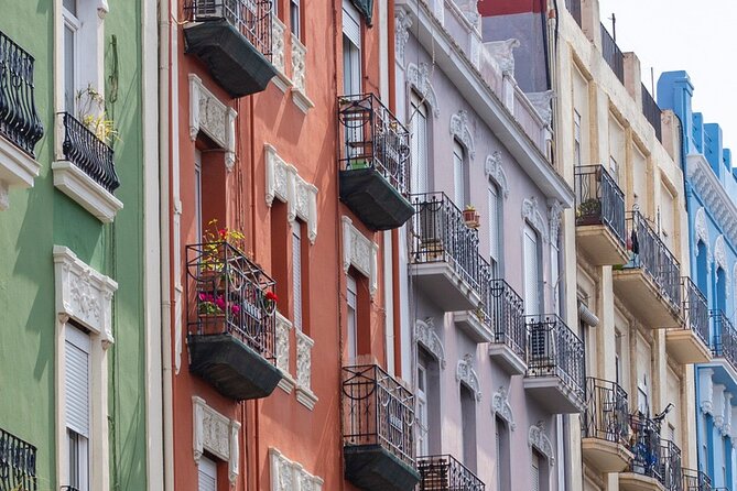 Make Valencian 'Pizza' in Ruzafa - The Step-by-Step Market Trip and Ingredient Selection