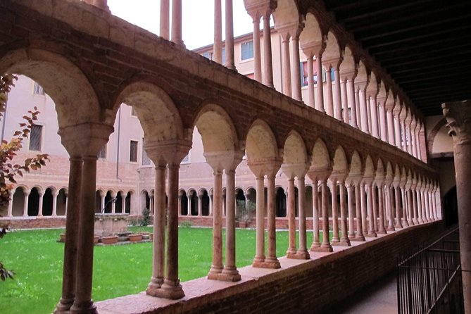 Make your Romantic Proposal in the City of Love - Starting Point in Verona: Corso Castelvecchio