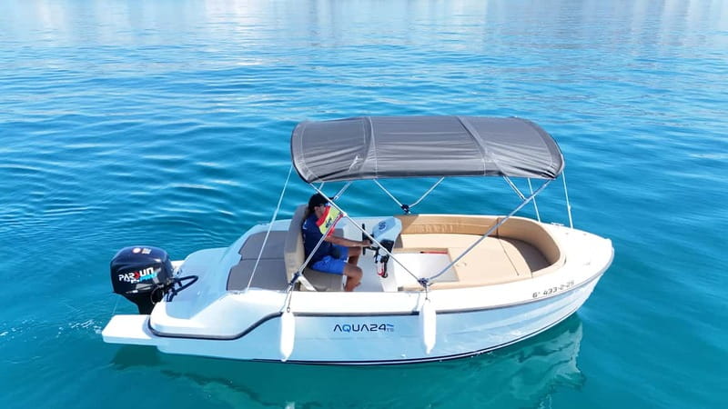Malaga: 6-Seater Speedboat License-free Boat Rental - Start from Two Convenient Locations in Malaga and Benalmádena