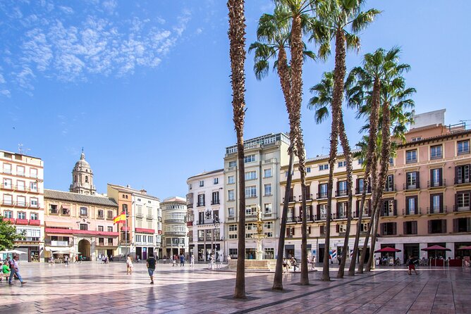 Malaga Scavenger Hunt and Sights Self-Guided Tour - Navigating the Malaga Sights via the App