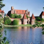 MALBORK: Castle of the Teutonic Oder from Warsaw - private - Exploring the Castle of the Teutonic Order in Malbork