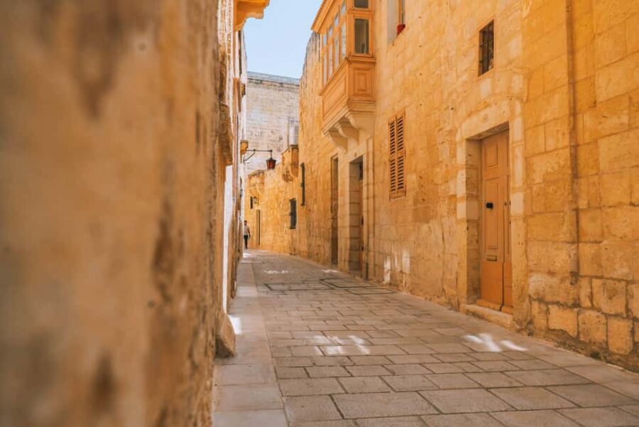 Malta: Mdina & Rabat Guided Tour in Bulgarian or Russian - Exploring the Ancient Walls of Mdina