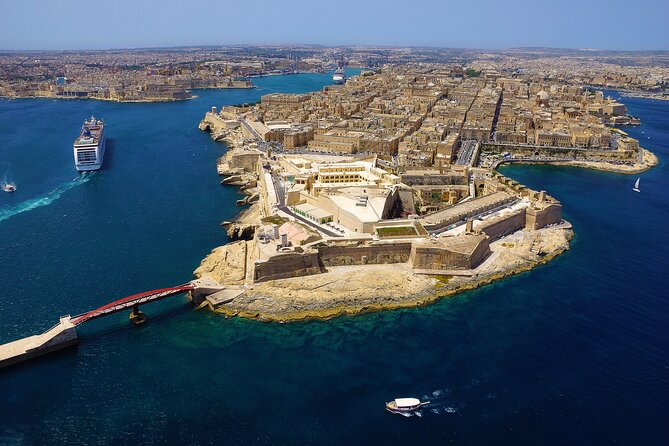 Malta Multi Pass - Exploring Maltas Waterways with Captain Morgan