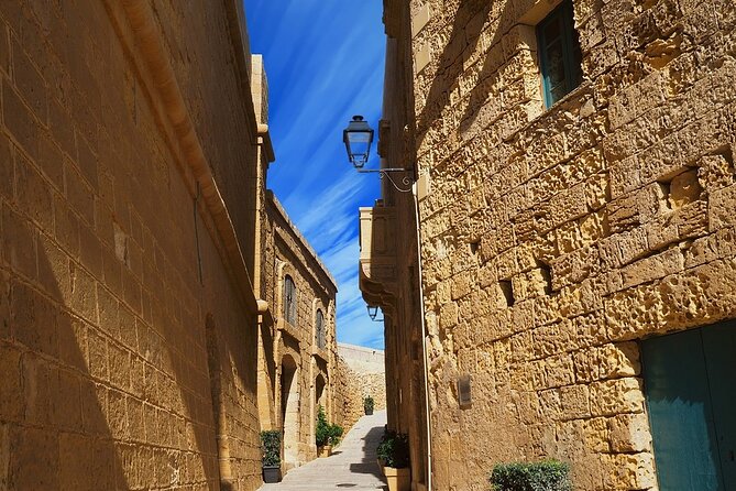 Malta Private Minivan Tour: Popeye village/Mdina/Valletta & Many More - Discovering Valletta’s Historic Landmarks