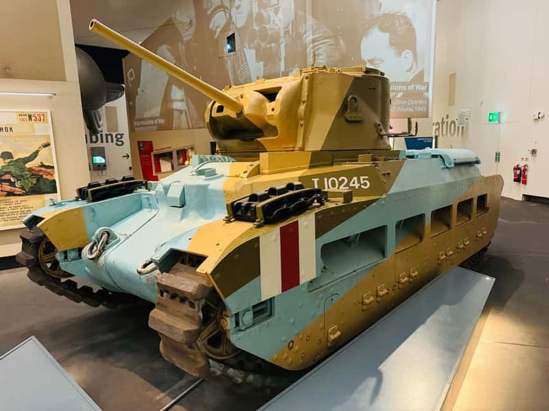 Manchester Outer City Trip - Manchester United at Old Trafford: A Must-See for Football Fans