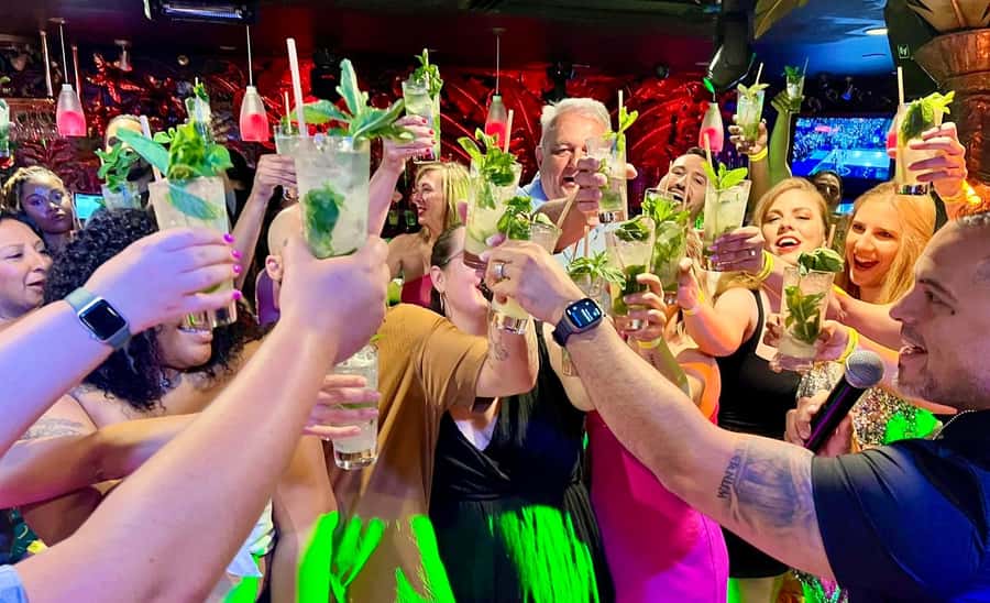 Mango's Miami: Salsa Lessons, Mojitos, Bites & Live Music - Salsa and Bachata Lessons in the Heart of South Beach