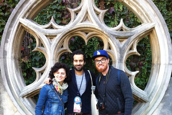 Marais District 2-Hour Private Walking Tour in Paris - Outside Views of Musée Carnavalet