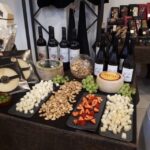 Marbella: Tour of the Old Town with Tapas & Wine - Marbella Old Town: An Enchanting Historic Center