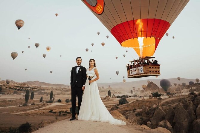 Marriage Proposal and Photoshoot in Cappadocia with Balloon view - The Photographers Role and Style