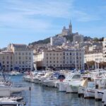 Marseille: Christmas Market Walking Tour - Savor Local Flavors with Supper or Tapas