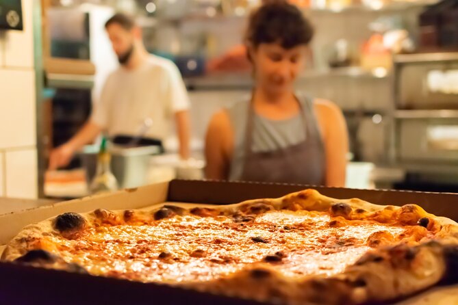 Master the Art of Naples Pizza  Hands-On Class with Tastings - Starting in Naples: The Meeting Point and Location