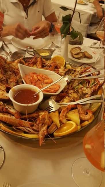 Matosinhos: A Gastronomic Experience at a Luxury Seafood Restaurant. - The Oldest and Most Celebrated Seafood Restaurant in Matosinhos