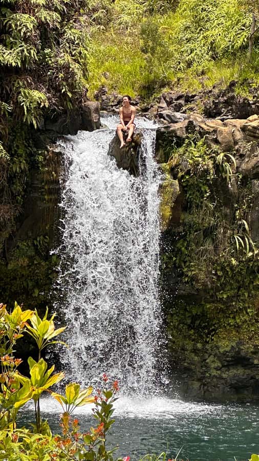 Maui: Full-Day Hana Tour with Snacks and Drinks - Wailua Falls and Scenic Lookouts