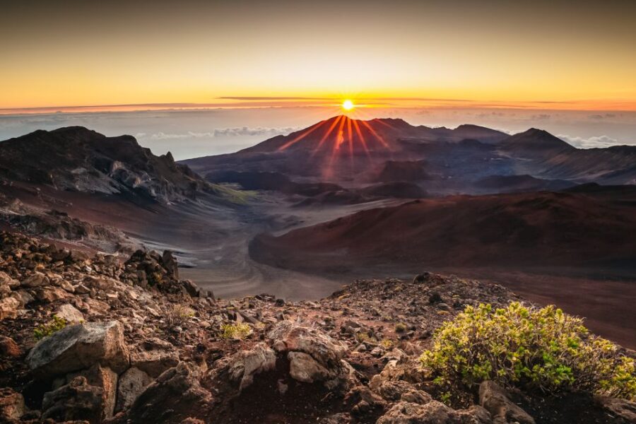 Maui: Sunrise & Breakfast Tour to Haleakala National Park - Starting Your Day with a Maui Hotel Pickup