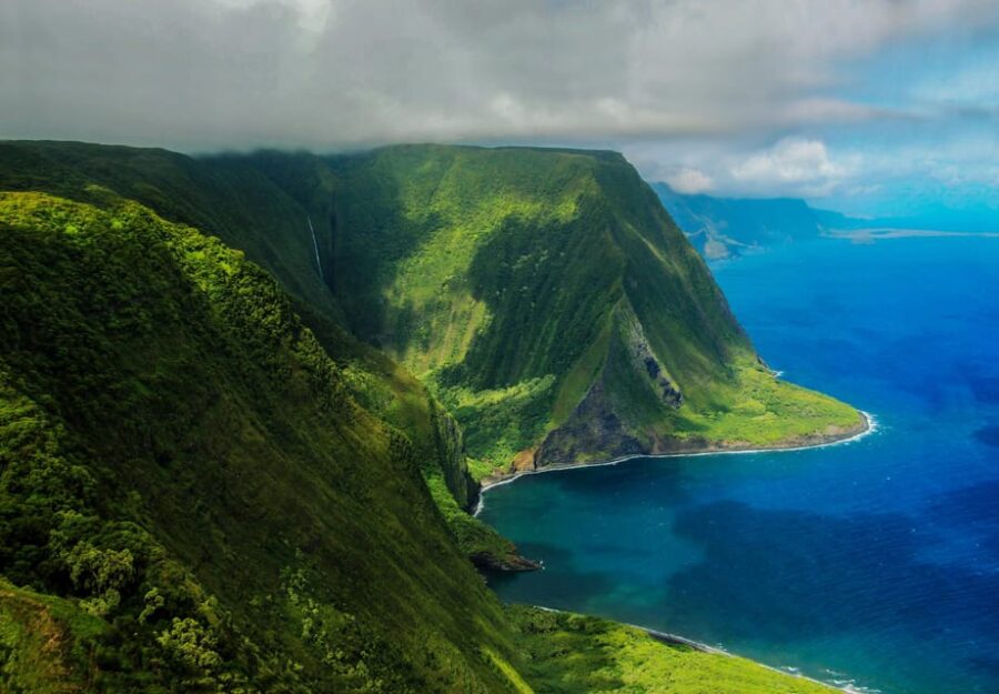 Maui: Waterfalls of West Maui and Molokai Helicopter Tour - Discovering the Untouched North Shore of Molokai