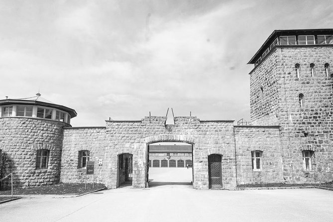 Mauthausen private tour from Linz - Luxurious Transportation for a Respectful Journey