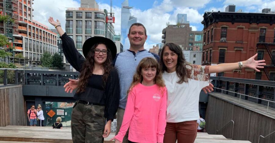 Meatpacking District: Chelsea Market and The Highline Tour - Starting Point at Chelsea Market