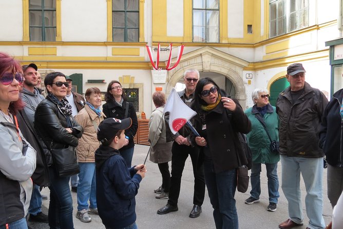 Medieval lanes, legends and stories - Logistics: Meeting Point and Tour End at Vienna’s Heart