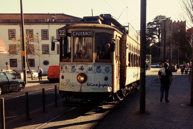 Meet Porto Highlights with Traditional Lunch - Scenic Walks and the Port Wine Connection